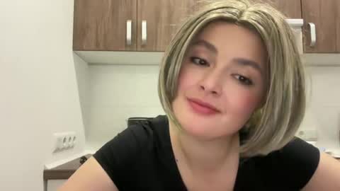 Snapshot of emily_morning_dew chatting on 06/12/26, 08:35 emily_morning_dew online show from 06/12/26, 08:35