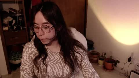 Snapshot of emily_pearl_ chatting on 09/12/25, 06:02 emily_pearl_ online show from 09/12/25, 06:02