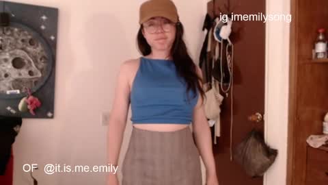 emily_pearl_ online show from 04/07/26, 09:26