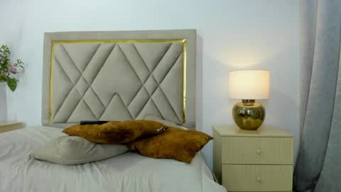 Emily online show from 04/16/26, 09:39