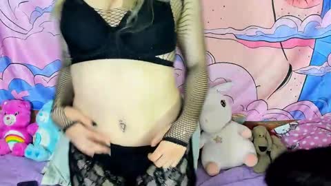 emily_salvatore online show from 02/24/25, 11:41