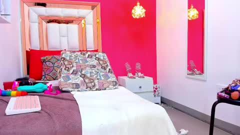 Emily online show from 02/20/25, 02:24