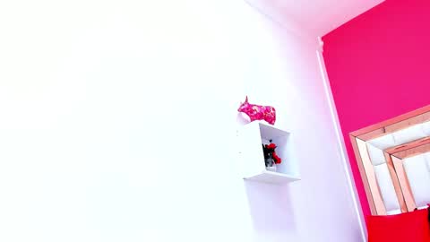 Emily online show from 03/07/25, 02:23