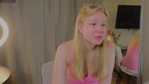 emily shepard online show from 09/11/25, 02:22