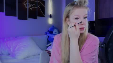 emily shepard online show from 04/02/26, 01:36