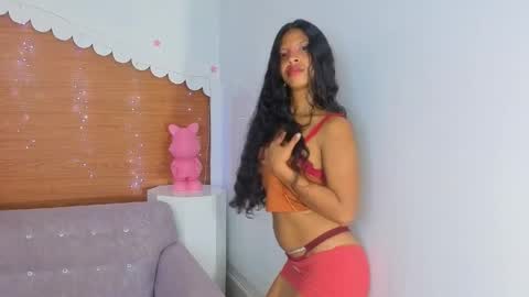 emily_smith_t online show from 04/16/26, 09:50