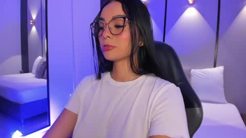 emily_tolson online show from 05/28/26, 07:55