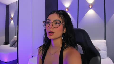 emily_tolson online show from 06/25/26, 07:18