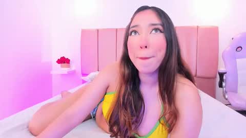 emily_walker4 online show from 03/14/26, 05:13