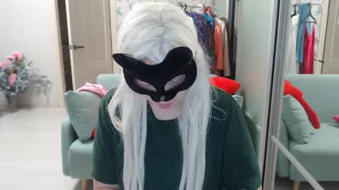 Emily online show from 02/07/26, 06:44