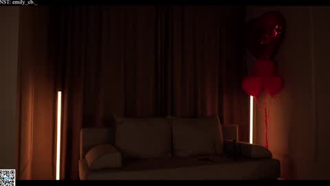 Snapshot of emilybatee chatting on 03/11/25, 04:51 emilybatee online show from 03/11/25, 04:51