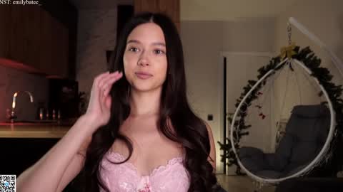 Snapshot of emilybatee chatting on 03/04/26, 06:58 emilybatee online show from 03/04/26, 06:58