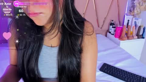 Snapshot of emilyblack_1 chatting on 09/20/25, 12:55 Emily online show from 09/20/25, 12:55