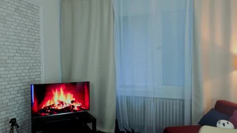 Snapshot of emilyblazee chatting on 03/16/26, 05:55 emilyblazee online show from 03/16/26, 05:55