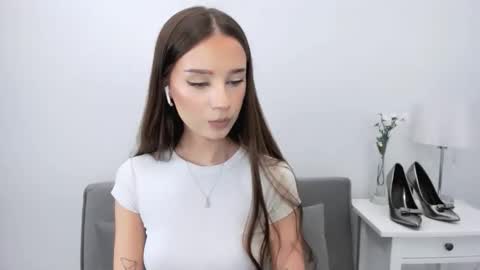 EmilyCharming online show from 01/15/26, 09:07