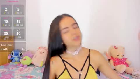 Snapshot of emilyclay_1 chatting on 09/30/25, 02:00 Sweet Emily online show from 09/30/25, 02:00