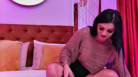 Emily online show from 10/19/25, 04:24