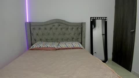 Camila online show from 01/07/25, 06:05