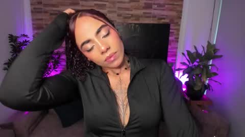 emily online show from 01/12/26, 09:31