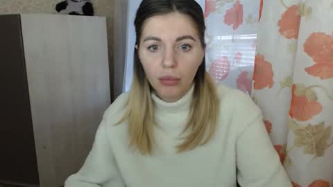 Snapshot of emilyfork chatting on 12/13/24, 11:13 emilyfork online show from 12/13/24, 11:13