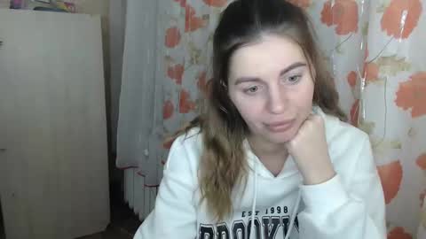 Snapshot of emilyfork chatting on 02/13/25, 04:50 emilyfork online show from 02/13/25, 04:50