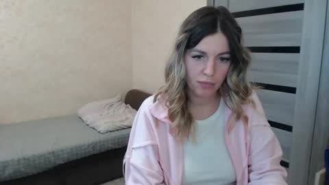 Snapshot of emilyfork chatting on 10/12/25, 01:21 emilyfork online show from 10/12/25, 01:21