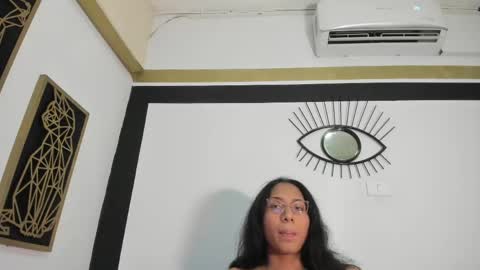 Emily online show from 05/05/26, 11:29