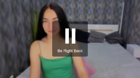 Snapshot of emilygreyy__ chatting on 07/11/26, 05:48 emilygreyy__ online show from 07/11/26, 05:48