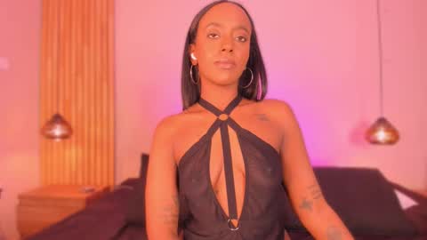 Snapshot of emilyhaan_ chatting on 12/18/25, 07:53 Emily online show from 12/18/25, 07:53