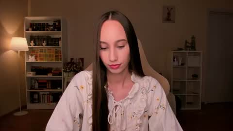 Alina online show from 06/22/26, 07:55