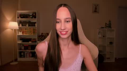 Alina online show from 06/25/26, 08:13