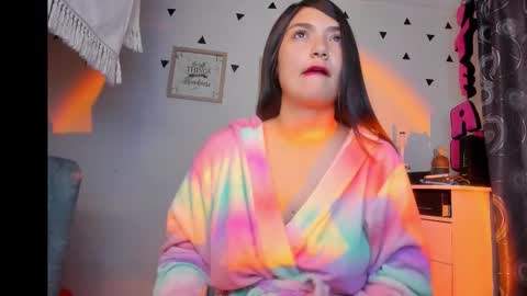 Emily Jang online show from 11/15/25, 11:07