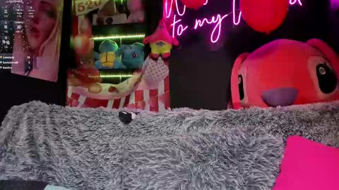 Emily Jhonson online show from 02/19/25, 05:49