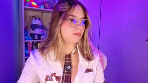 VALEEEN online show from 05/28/26, 03:20
