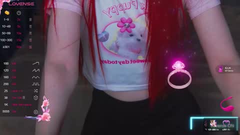 Snapshot of emilykents chatting on 09/29/25, 01:44 EmilyKents online show from 09/29/25, 01:44