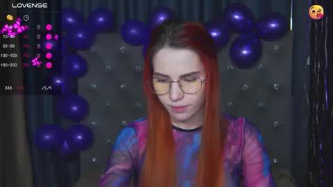 EmilyKents online show from 12/05/25, 12:41