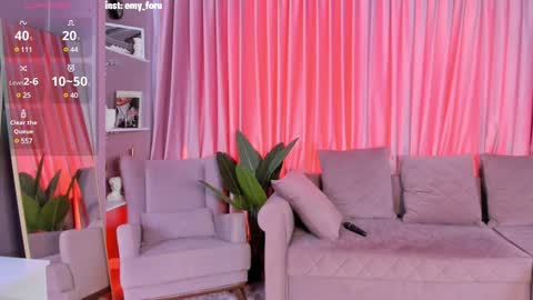 Hey i am  Emily     am -  pm online show from 12/13/24, 11:02