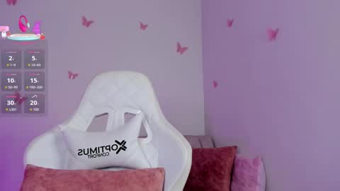 Emily  online show from 09/25/25, 11:14