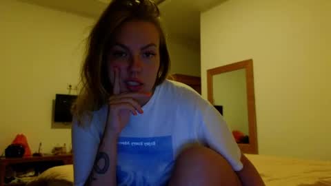 Emily Robbie online show from 06/07/26, 01:37