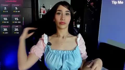Snapshot of emilytafur chatting on 06/14/26, 09:17 Emy online show from 06/14/26, 09:17