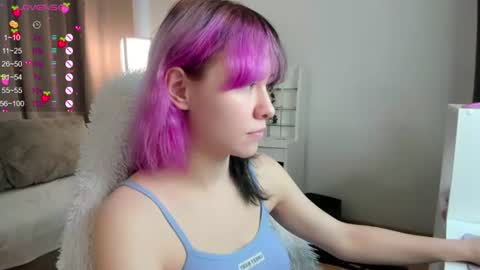 Snapshot of emilytrase chatting on 07/07/26, 01:19 Betty online show from 07/07/26, 01:19