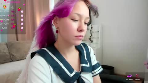 Snapshot of emilytrase chatting on 07/07/26, 06:47 Betty online show from 07/07/26, 06:47