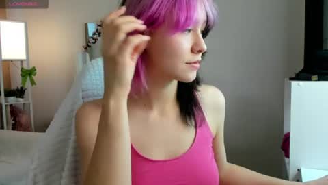 Snapshot of emilytrase chatting on 07/11/26, 01:30 Betty online show from 07/11/26, 01:30