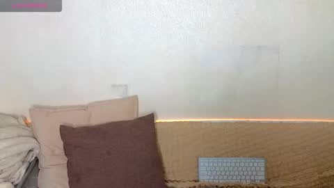 Snapshot of emilytrays chatting on 02/05/26, 12:15 Emily wish-list online show from 02/05/26, 12:15