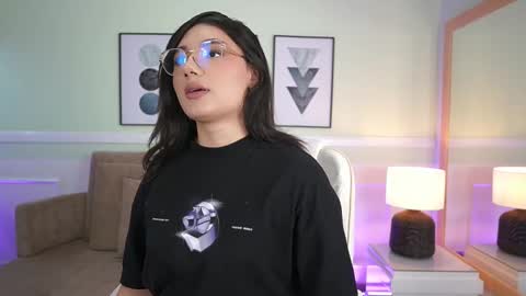 Emily Turner  online show from 10/28/25, 07:16