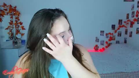 Snapshot of emilyxgrasez chatting on 09/21/25, 08:32 Emily online show from 09/21/25, 08:32