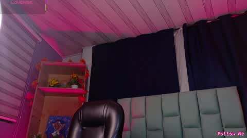 Emily  online show from 04/17/26, 12:46