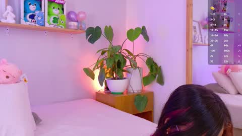 Emily Bank online show from 12/17/25, 08:04