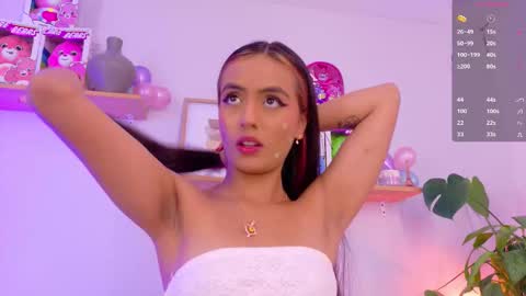 Emily Bank online show from 12/19/25, 07:32