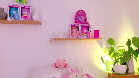 Emily Bank online show from 03/04/26, 07:20